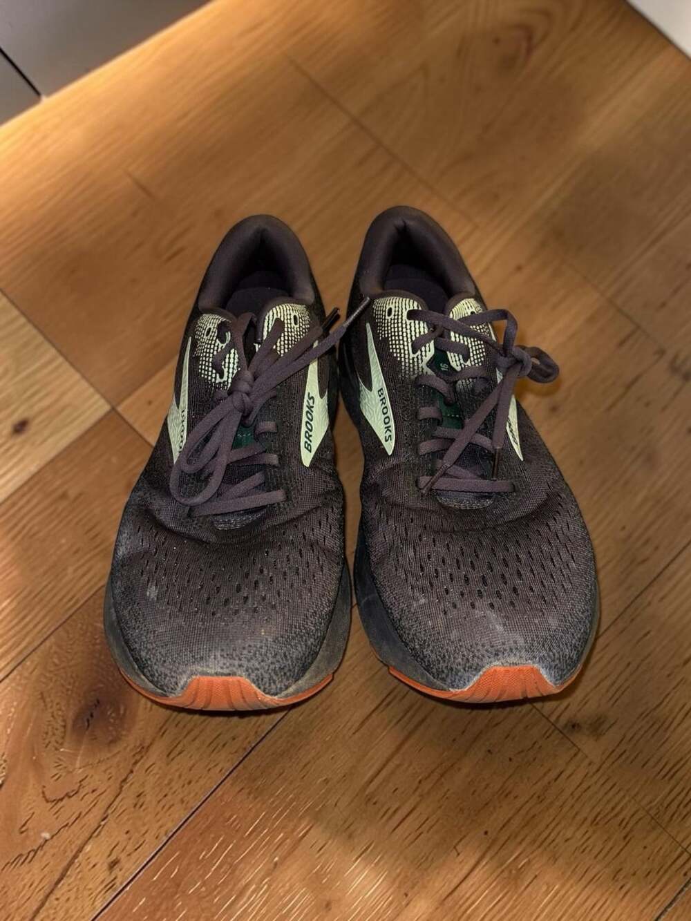 Brooks Ghost 16 Running Shoes Blackened Pearl / June Bug / Green